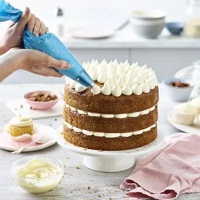 Piping Bag With Cake